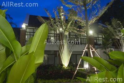 Woodlands Resort 18